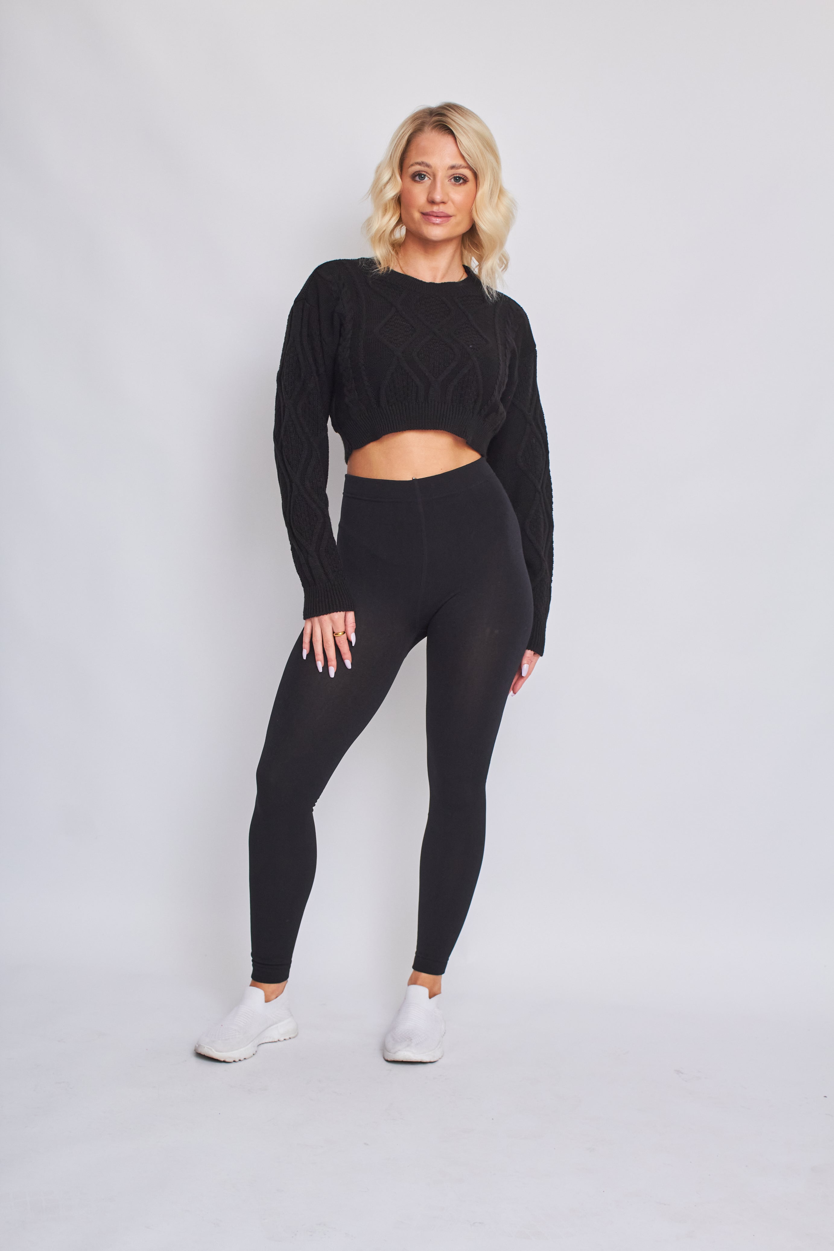 Cable Knitted Crop Jumper - Lana - Storm Desire