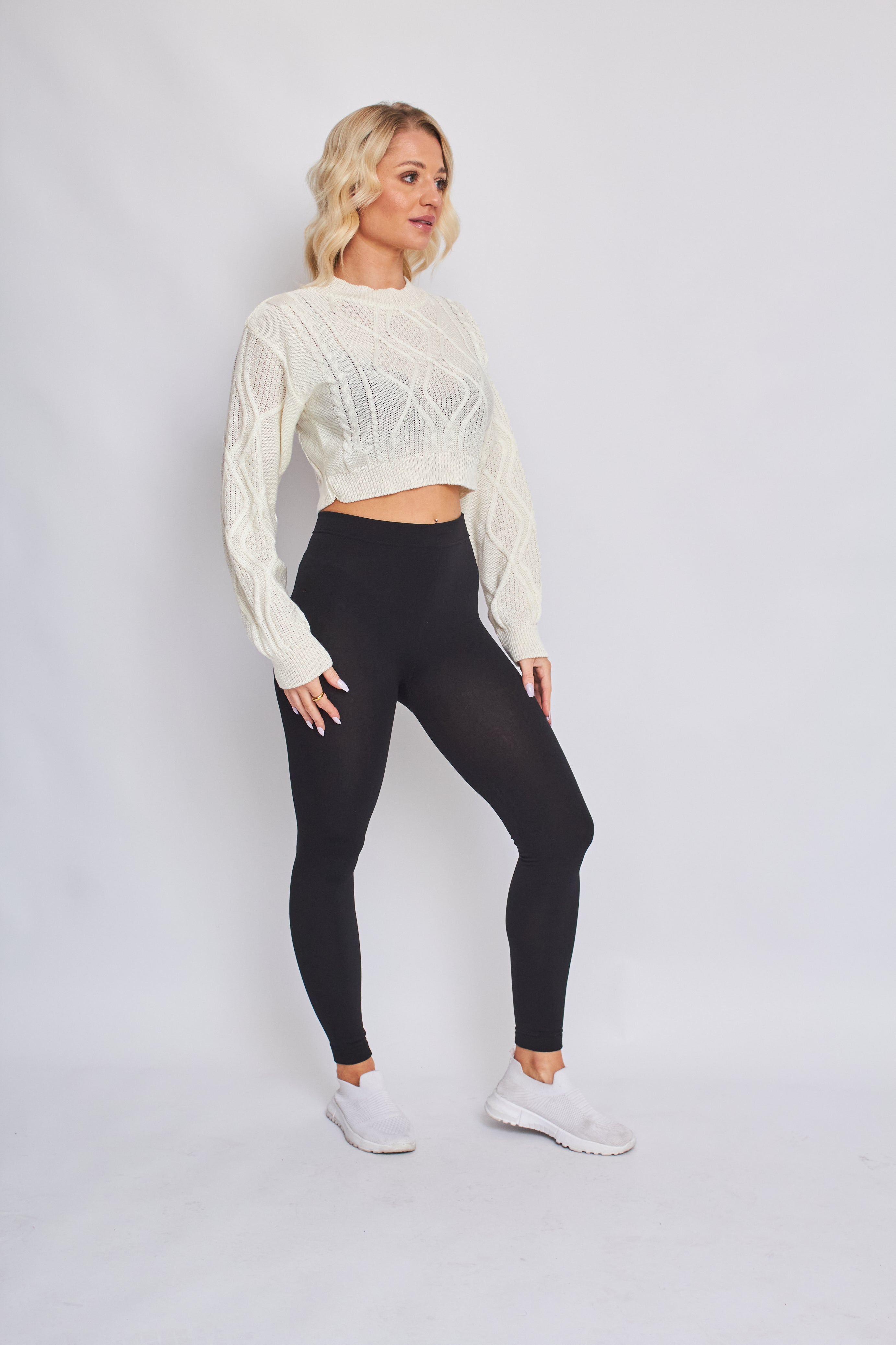 Cable Knitted Crop Jumper - Lana - Storm Desire