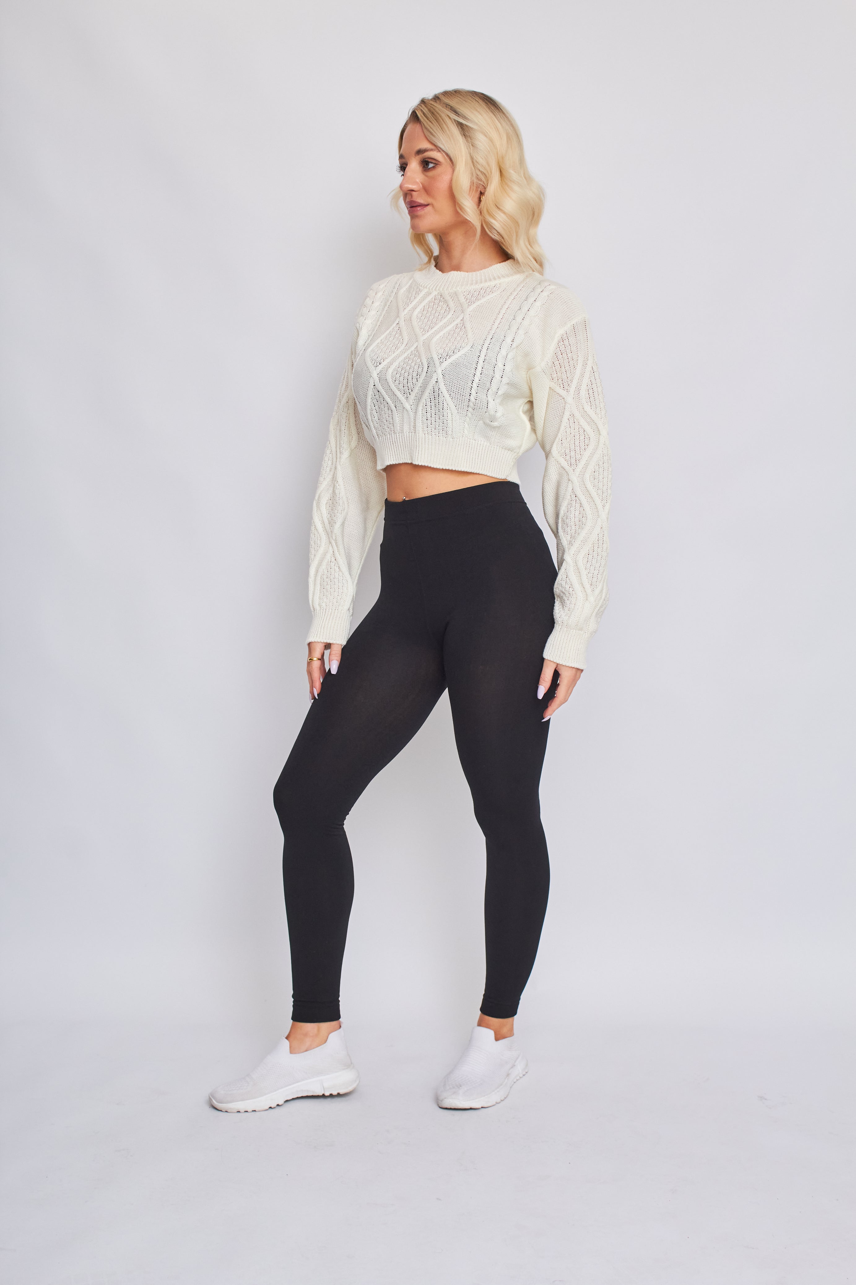 Cable Knitted Crop Jumper - Lana - Storm Desire