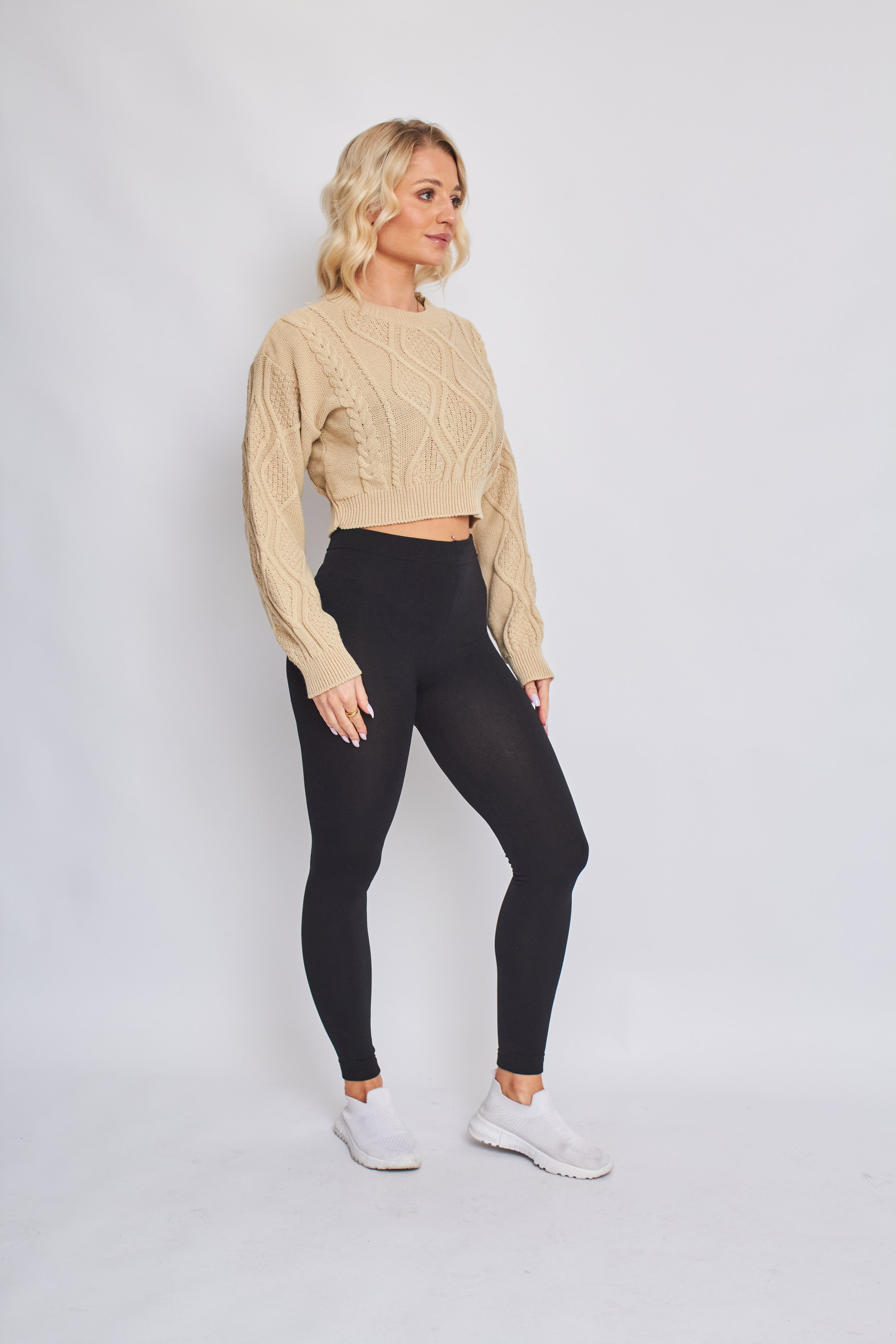 Cable Knitted Crop Jumper - Lana - Storm Desire